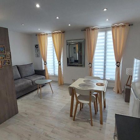 Studio Lumineux Avec Parking Proche Monaco, Nice, Plage Et Gare 멍똥 외부 사진