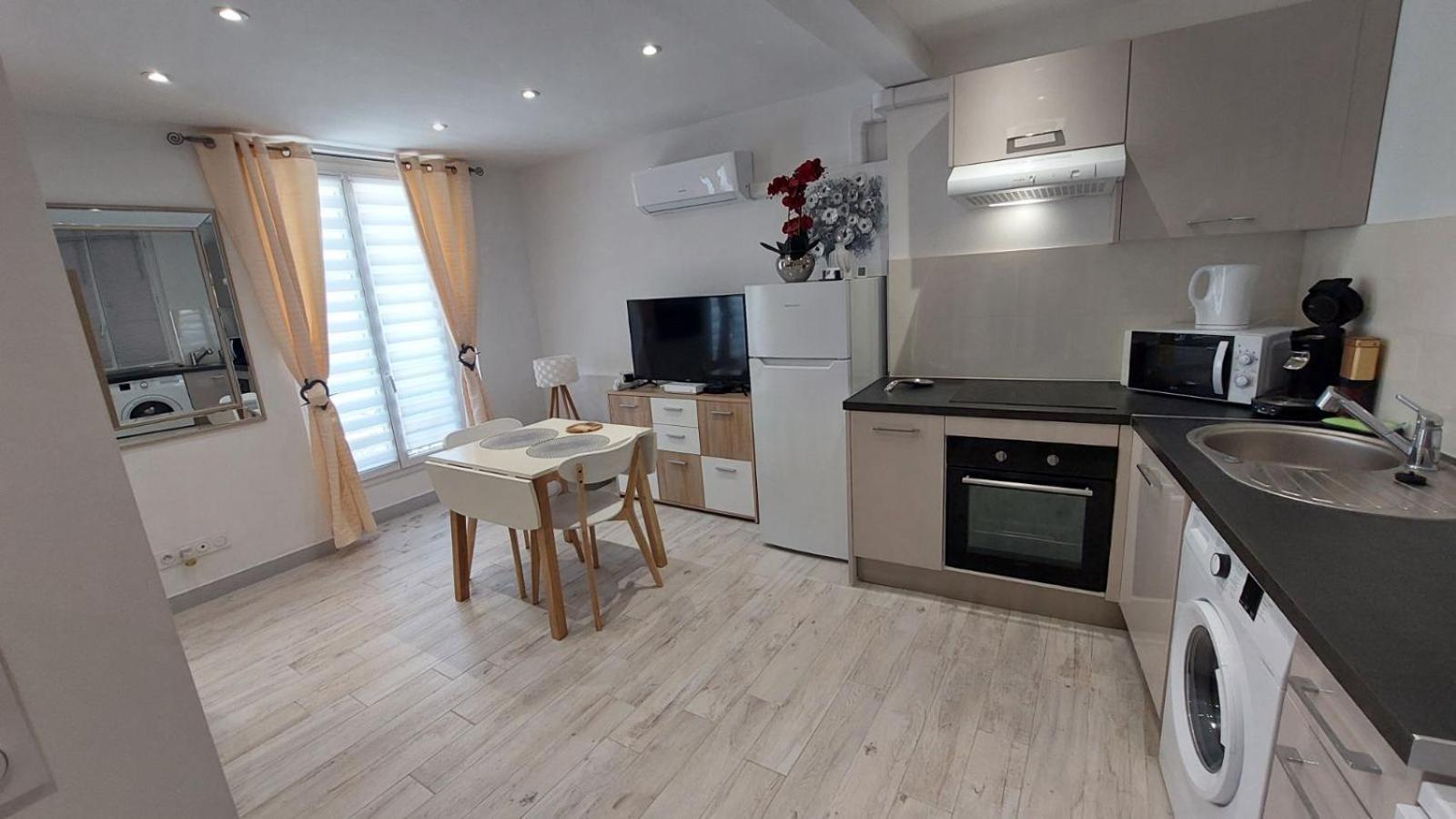 Studio Lumineux Avec Parking Proche Monaco, Nice, Plage Et Gare 멍똥 외부 사진